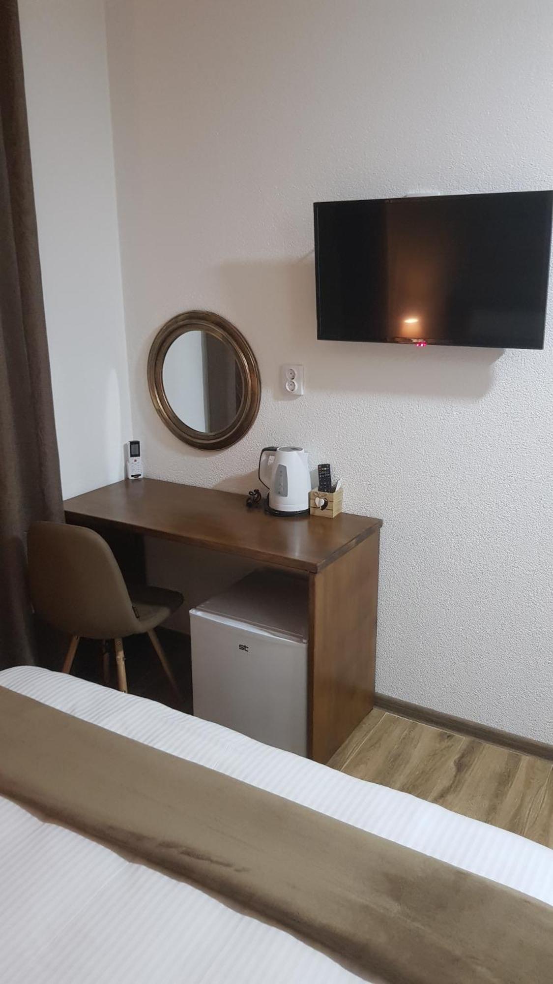 Clarina All Seasons Rooms & Apartments Krusevo Bilik gambar